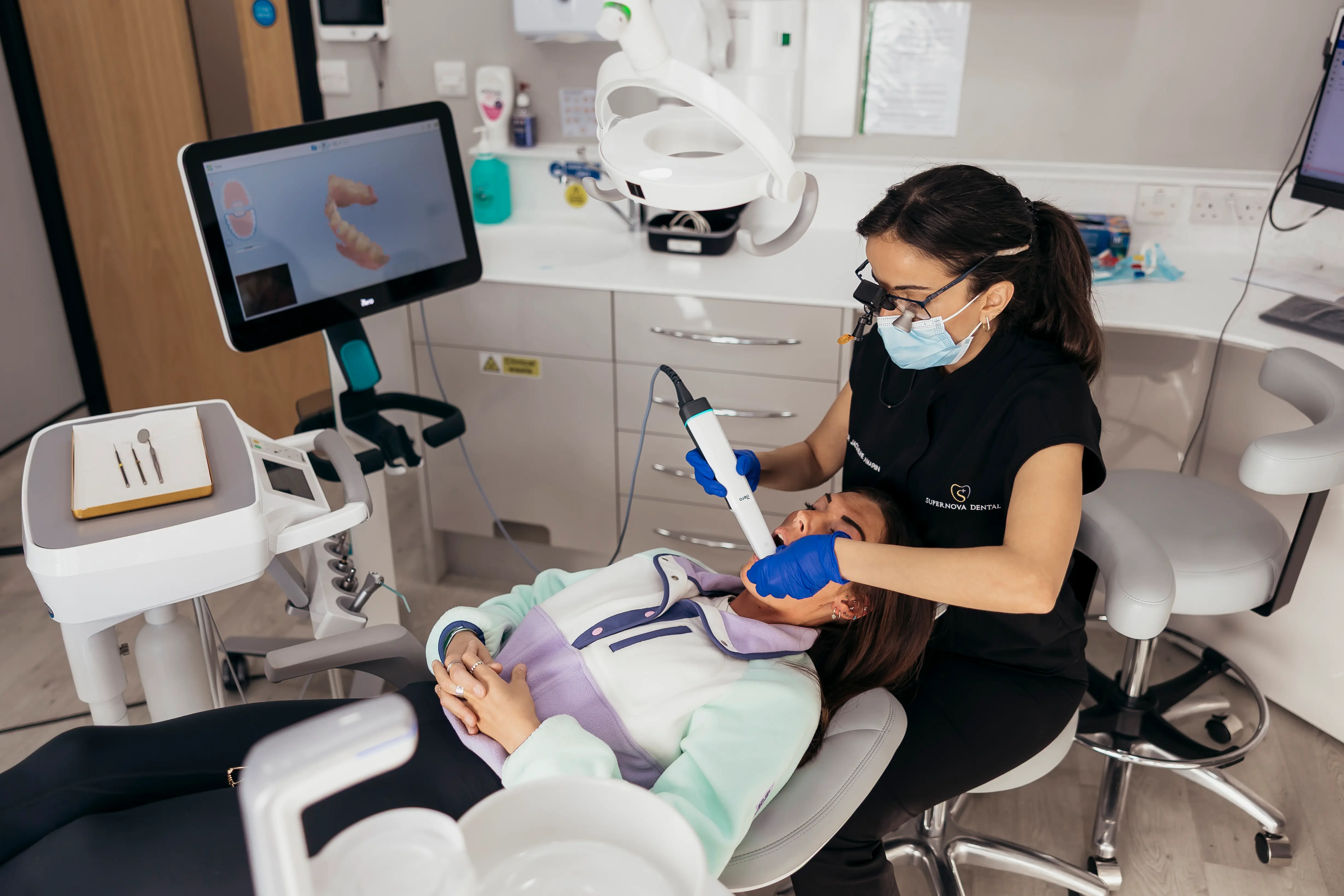 Composite bonding consultation and smile assessment